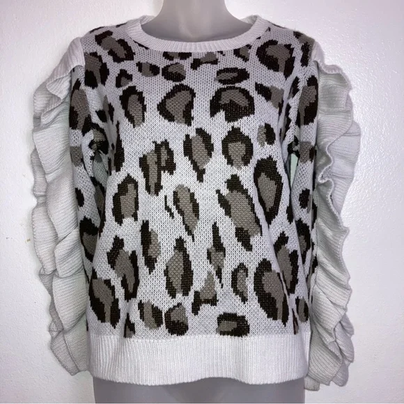 Chaser white leopard print sweater with ruffle sleeves - Picture 7 of 7